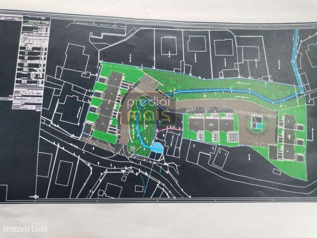 Terreno c/ Projeto Aprovado para 10 Moradias - Grande imagem: 4/4