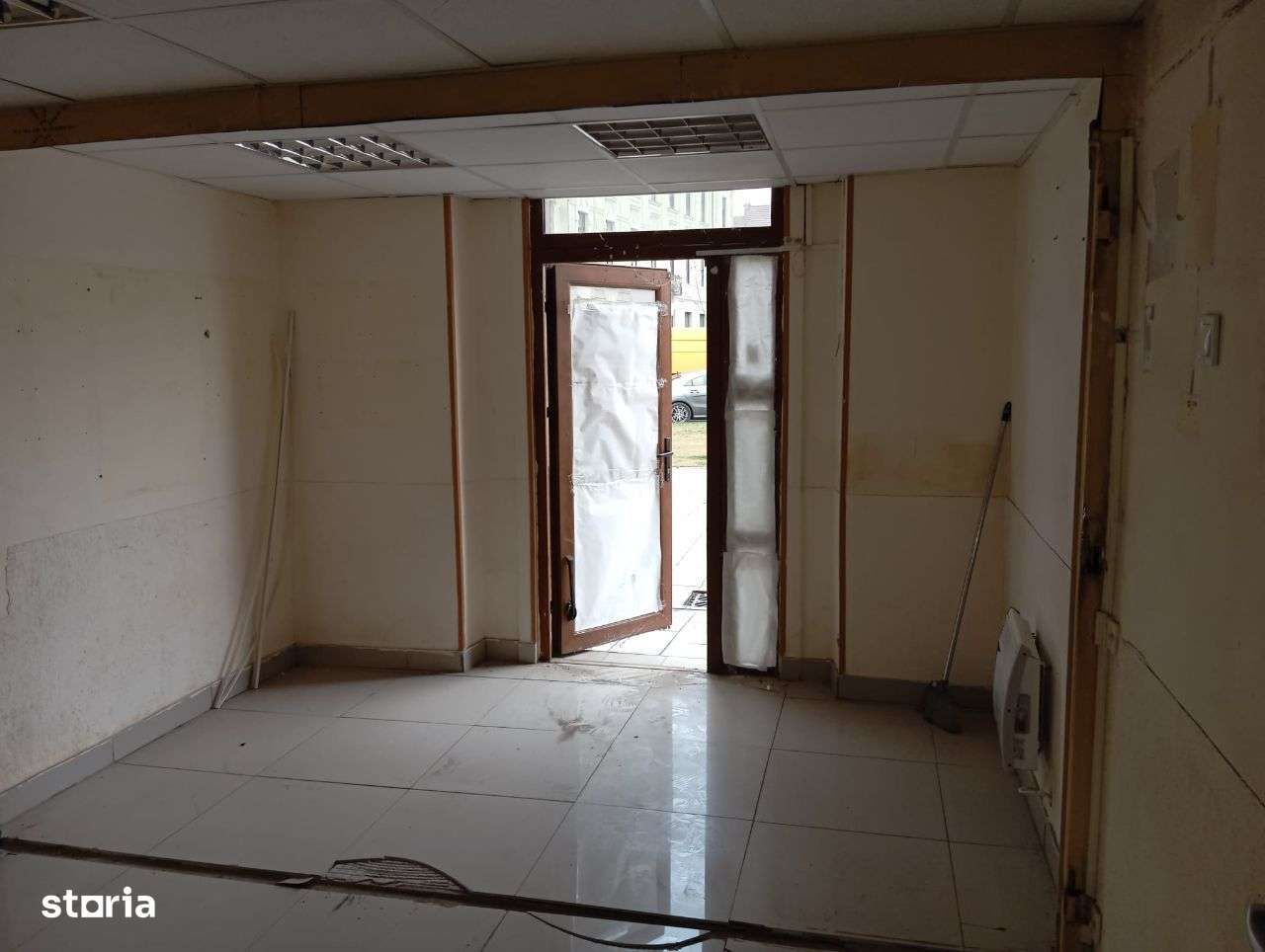 Spatiu comercial in zona Piata Catedralei - Imagine principală: 4/16