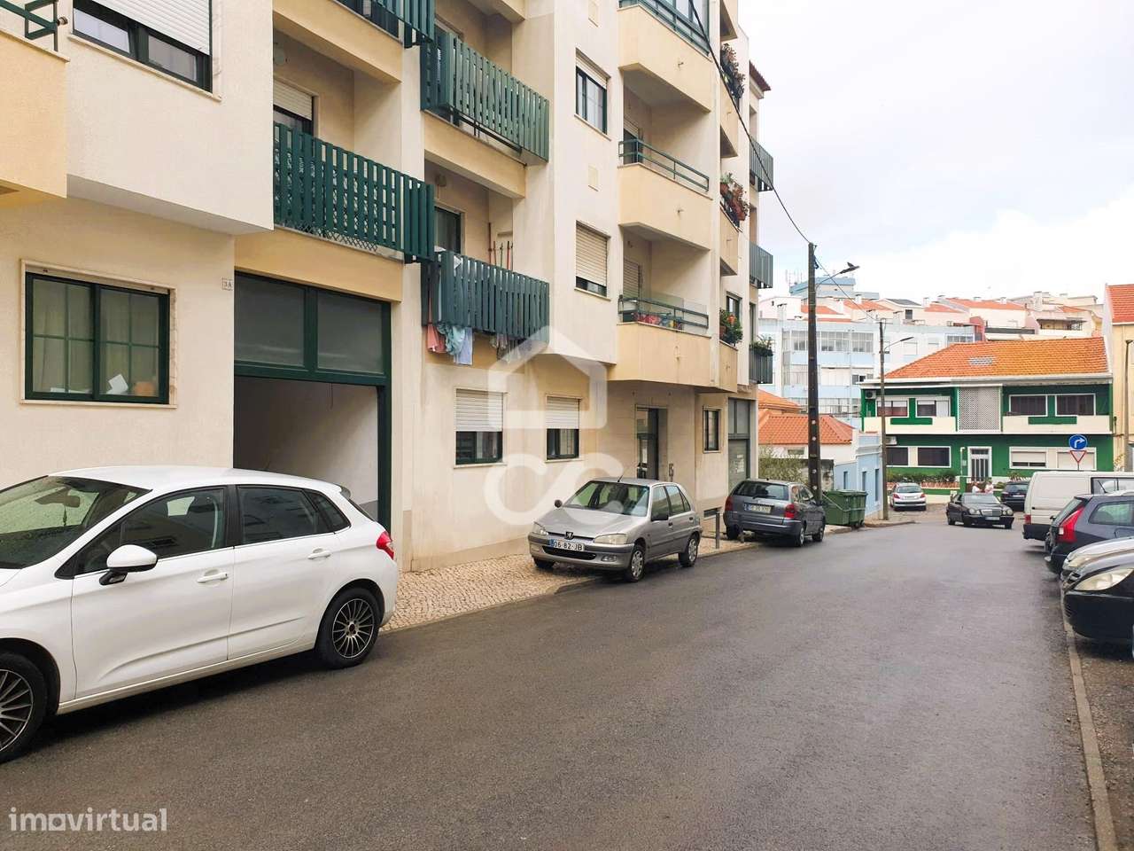 Garagem ampla em Setúbal-10