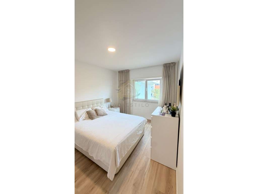 Apartamento T2 totalmente remodelado com suite-24