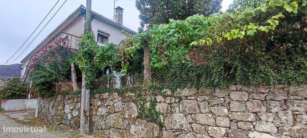 Casa / Villa T5 em Loivo de 347 m2 - Grande imagem: 2/40