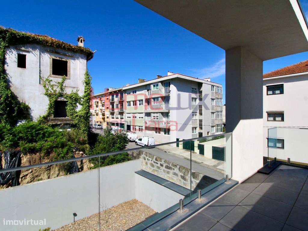 Moradia Exclusiva com Jardim na Boavista-39