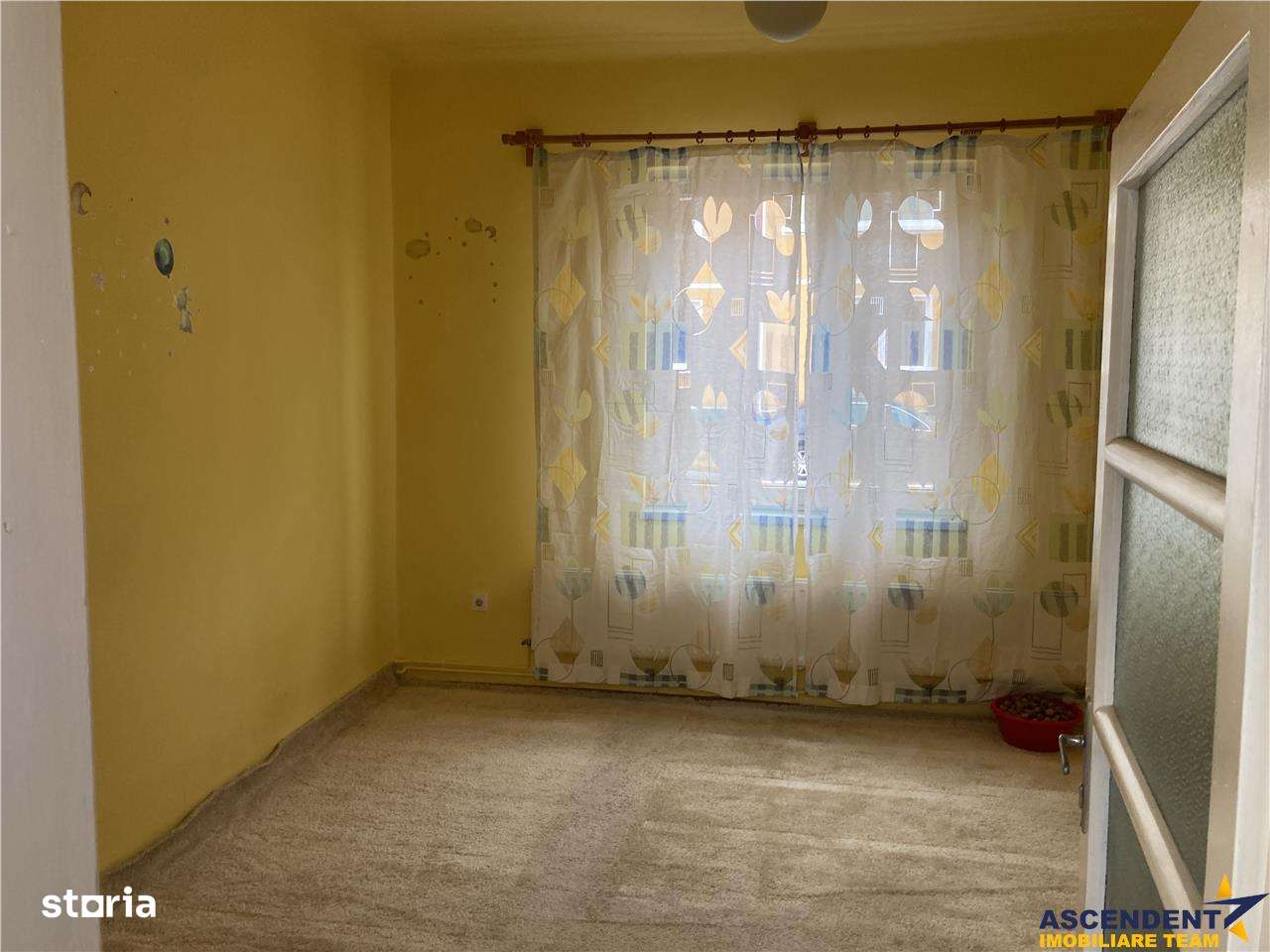 Casa 3 camere, recomandata:centru servicii cabinet birouri, Central, S - Imagine principală: 2/11