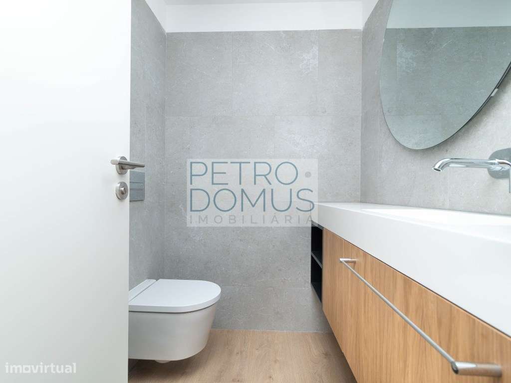 APARTAMENTO T4 COM TERRAÇO - CENTRO DE LEIRIA-15