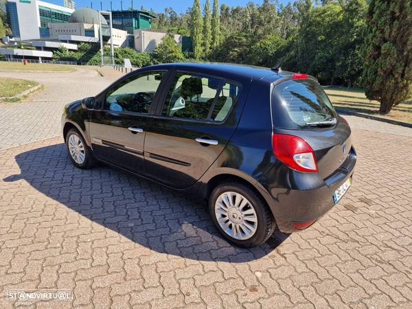 Renault Clio 1.5 dCi Dynamique S - 5