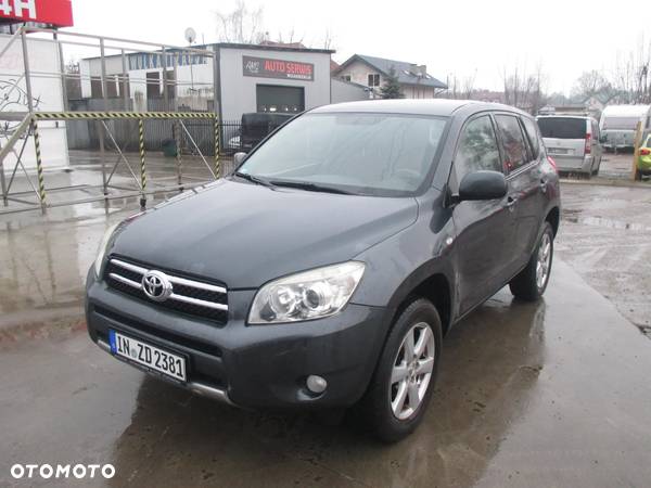 Toyota RAV4 2.0 VVT-i Sol - 1