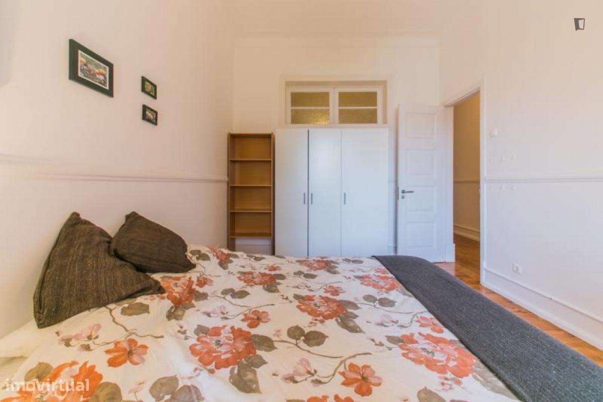 Quarto - localizado em Sete Rios Lisbon - Grande imagem: 4/10