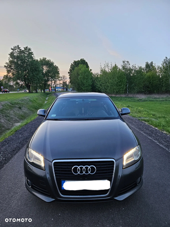 Audi A3 1.8 TFSI Sportback S tronic S line Sportpaket (plus) - 2