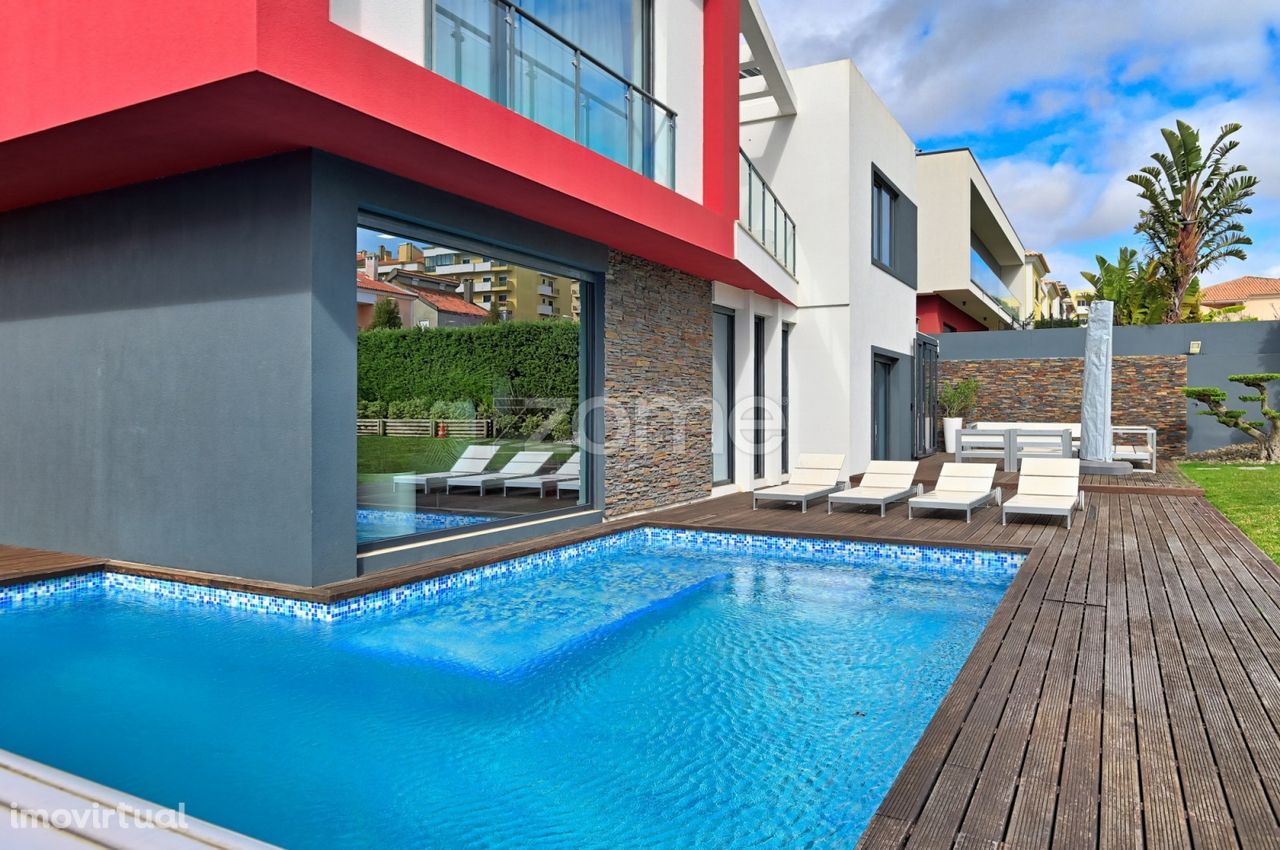 Moradia 6 Assoalhadas Piscina/Jardim S. Domingos de Rana em lote 790m2