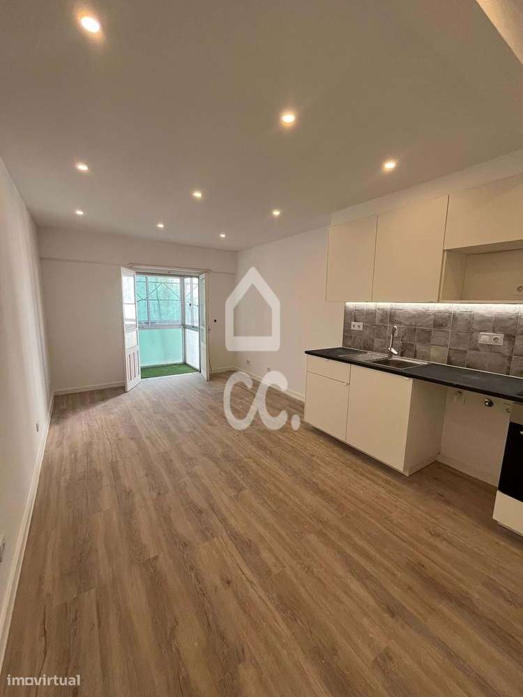 T2  VENDA em Santa Iria de Azóia-3