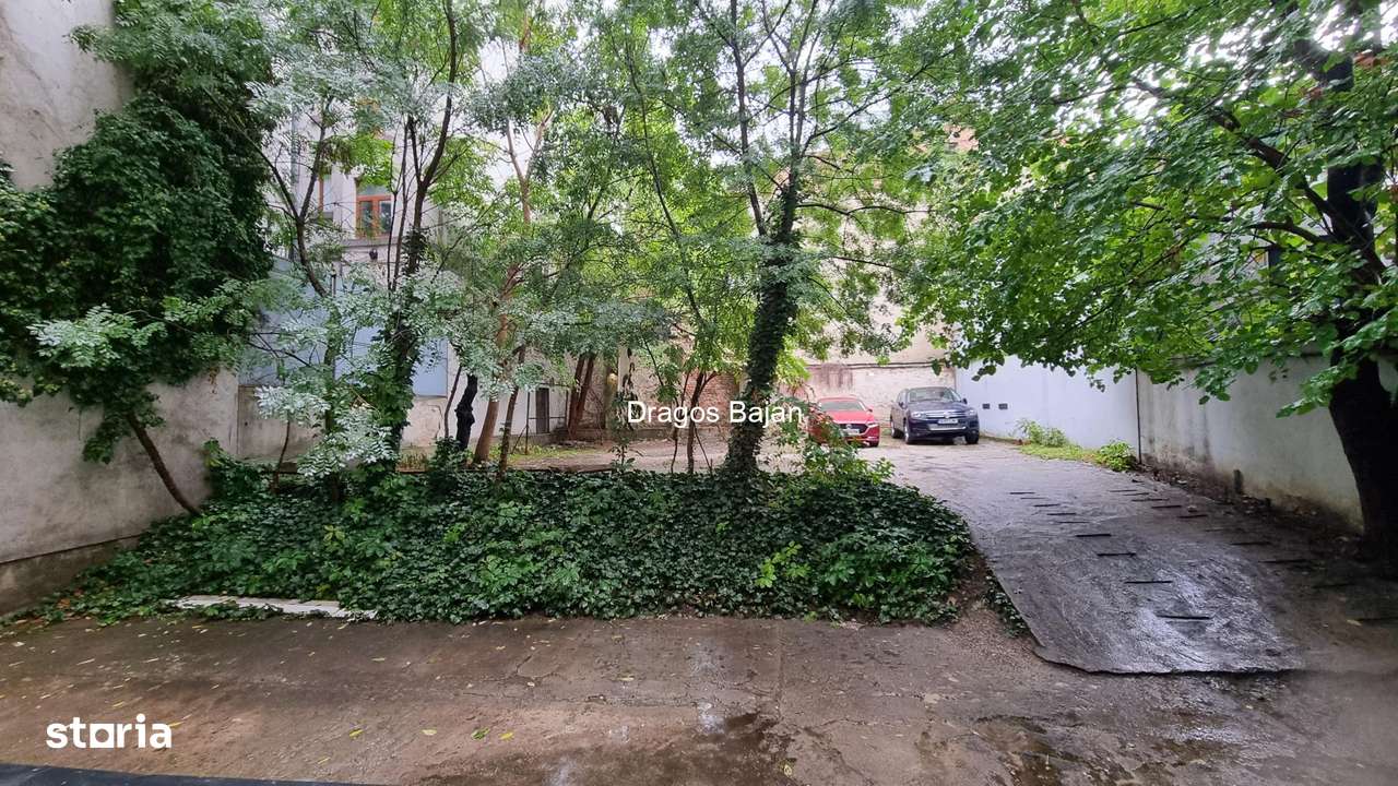 1970 // Parcare // 3 camere-13