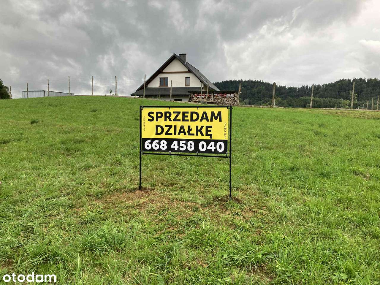 Widokowa działka budowlana w Bieszczadach-11