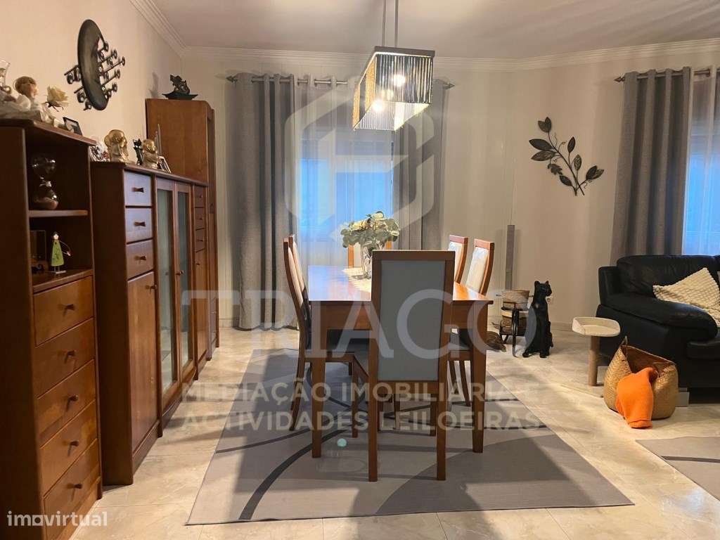 Apartamento T3 com Garagem Box e Arrecadação - Alverca do Ribatejo - Grande imagem: 5/25