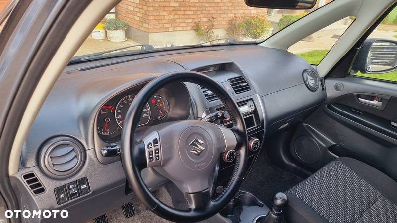 Suzuki SX4 1.6 GLX / Comfort - 13