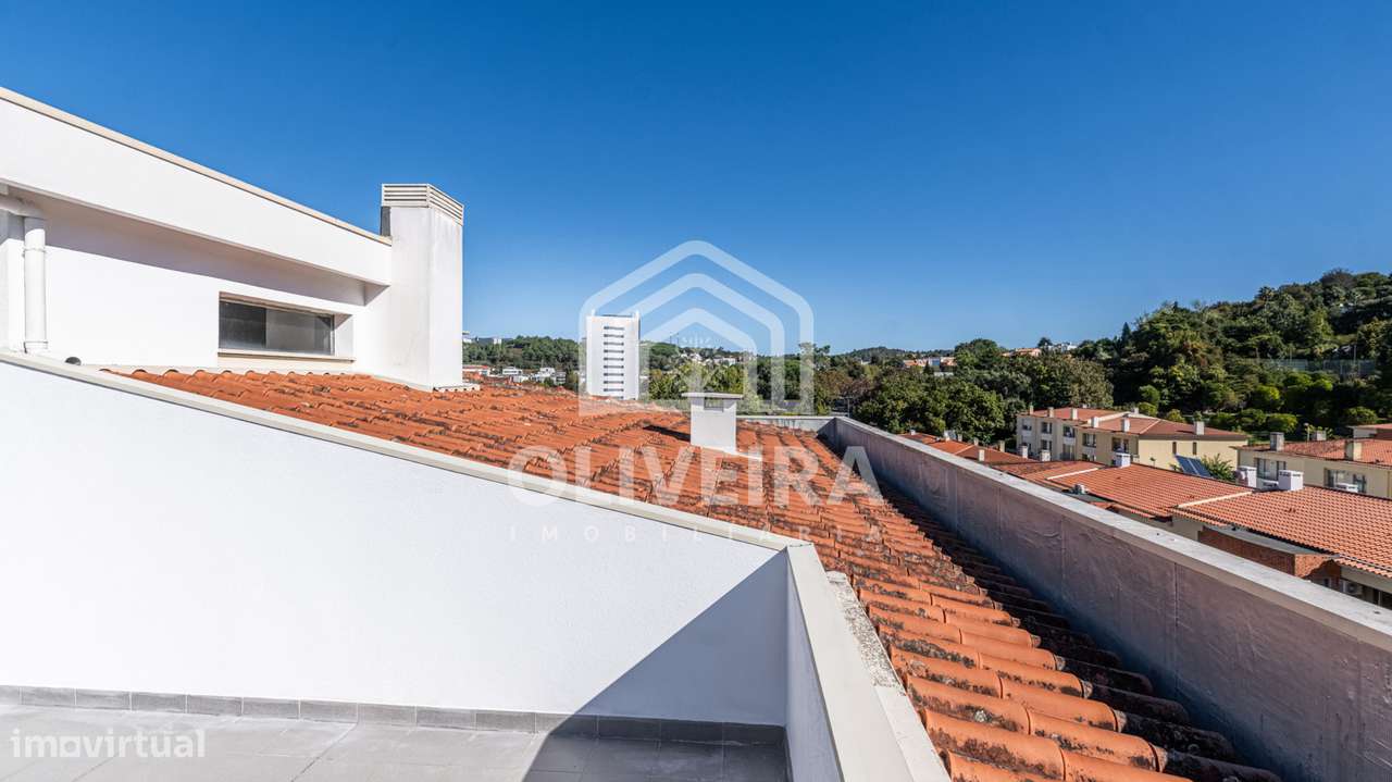 T3 Duplex com terraço em Nogueiró-24