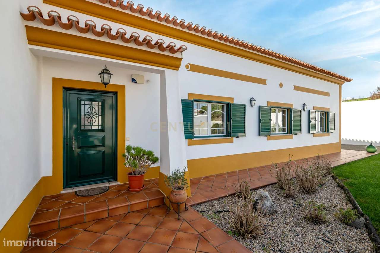 Moradia Típica Portuguesa com Jardim e Terrenos Privados – Alcoentre, - Grande imagem: 4/59