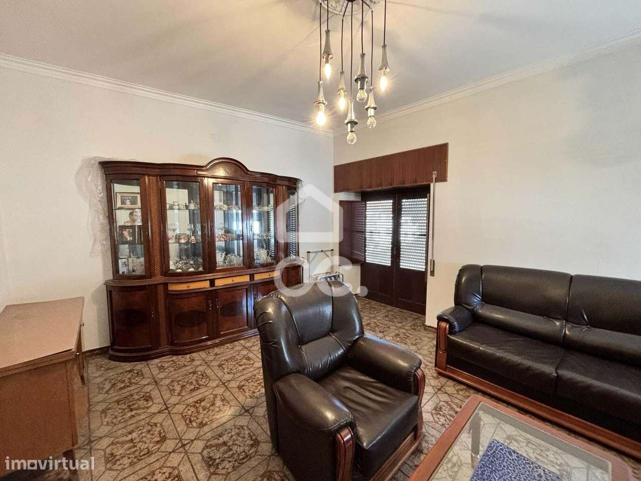 Moradia com 4 quartos no centro da cidade com garagem-17