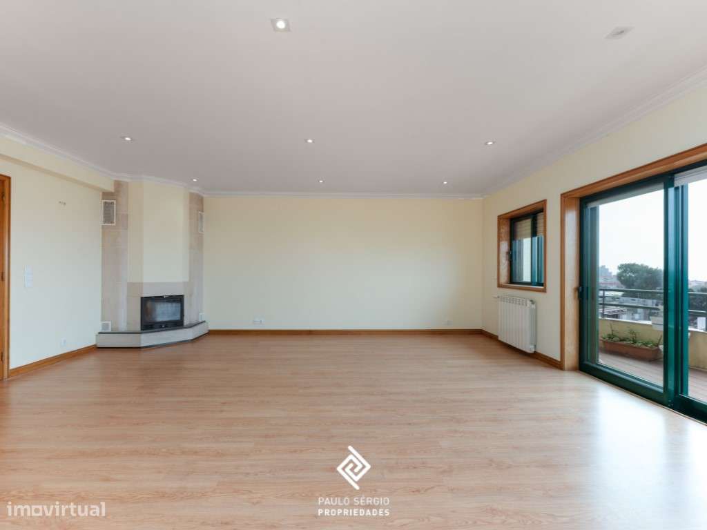 Arrenda-se apartamento T3 duplex em São Félix da Marinha - Grande imagem: 5/21