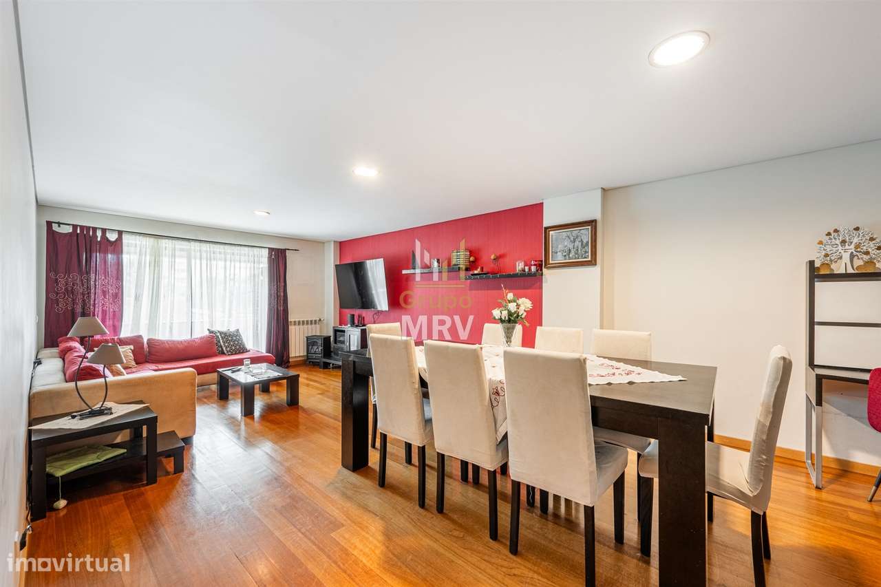 Excelente Apartamento T3 em Lamaçães-24