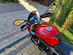 Triumph Street Triple - 10