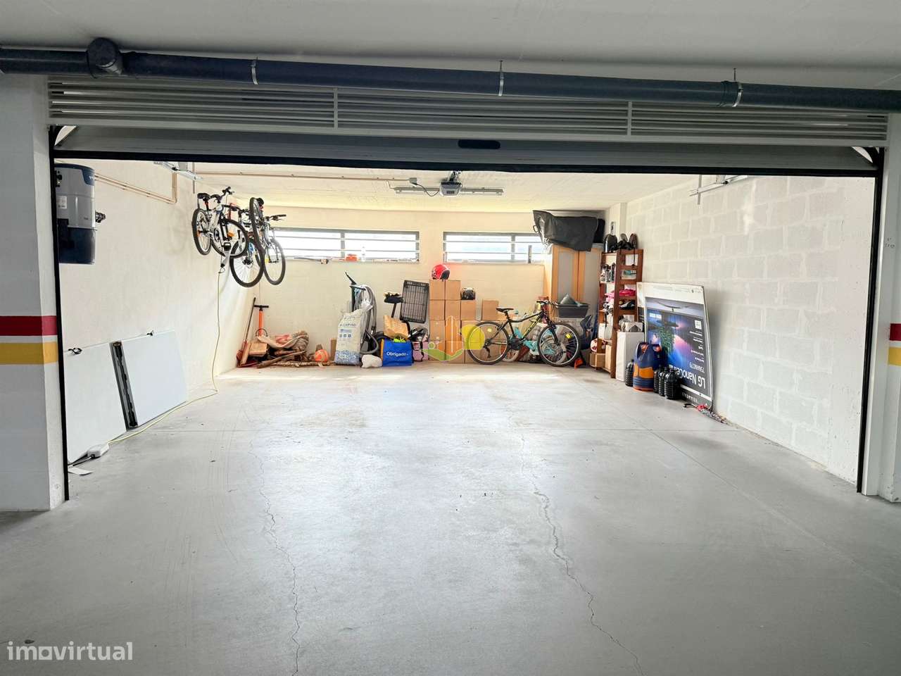 T4+1 Duplex com garagem dupla e terraço privativo-39