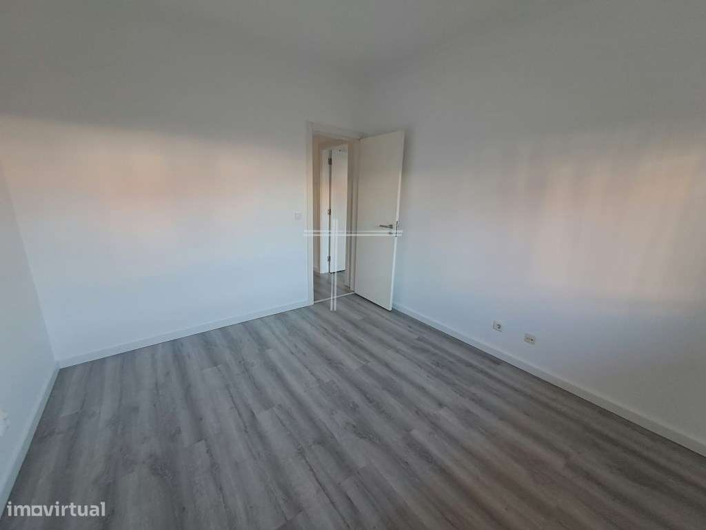 Apartamento T3 - Quinta do Conde-14