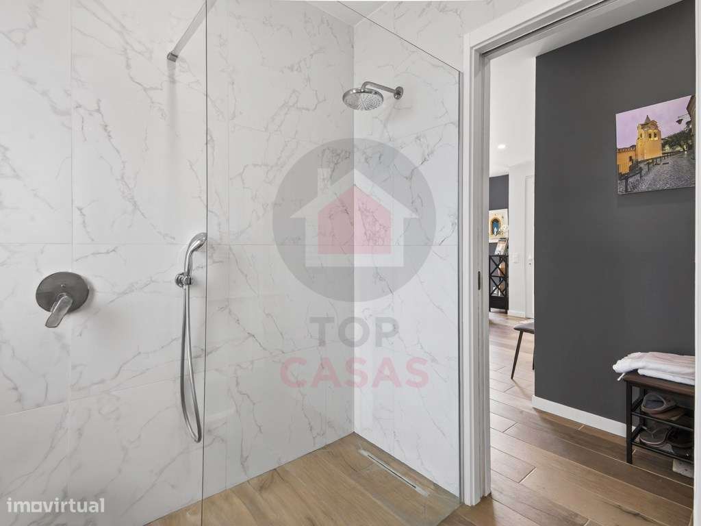 Moradia Contemporânea com 3 Quartos e Jardim Próxima de Caldas da R...-31