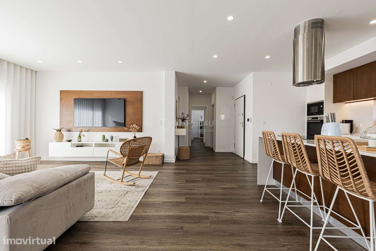 Moradia Térrea T3 c/piscina, lote de 474m² - Única na Caparica - Grande imagem: 3/60