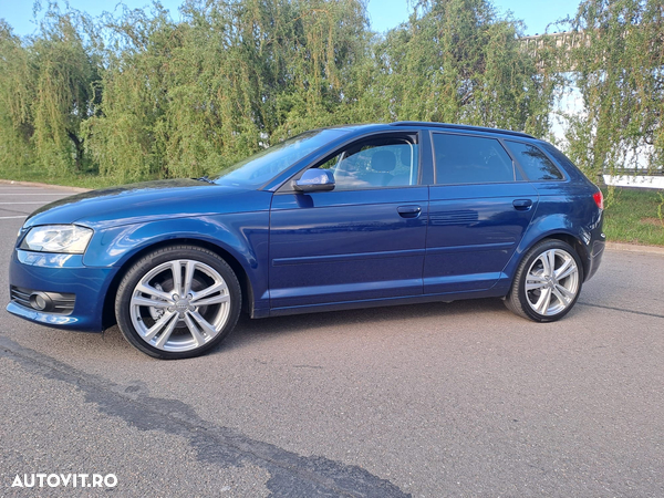 Audi A3 2.0 TDI Sportback DPF S tronic S line Sportpaket - 8