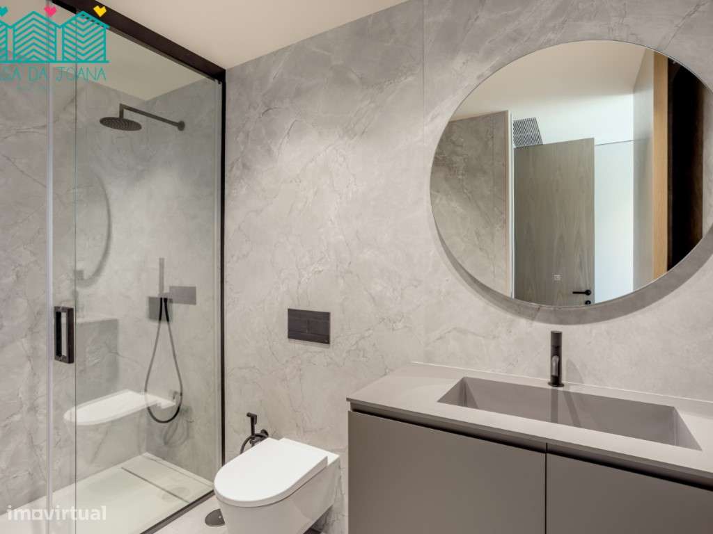 Moradia T5+1 com Piscina em Cascais-28