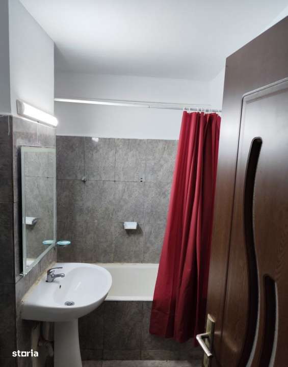 Apartament 2 Camere de Vanzare – Zona Dacia, Constanta - Imagine principală: 5/8