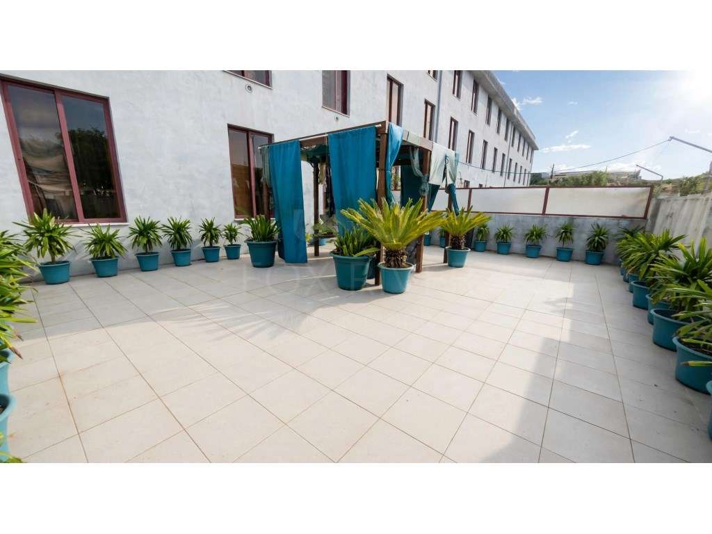 Apartamento T2 com Terraço Privativo e Garagem - Touguinha, Vila do...-15