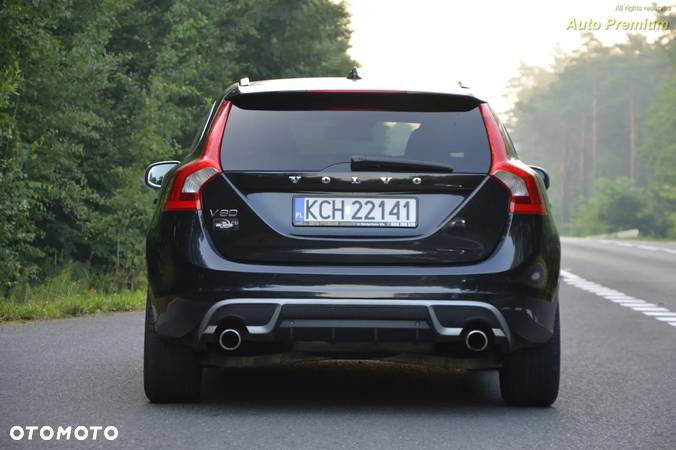 Volvo V60 D4 R-Design - 23