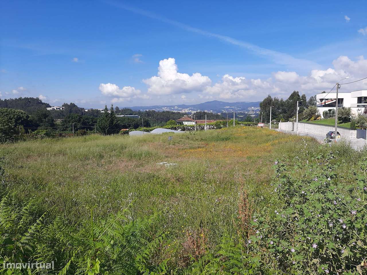 Vende Terreno Junto estrada nacional Bustelo-6