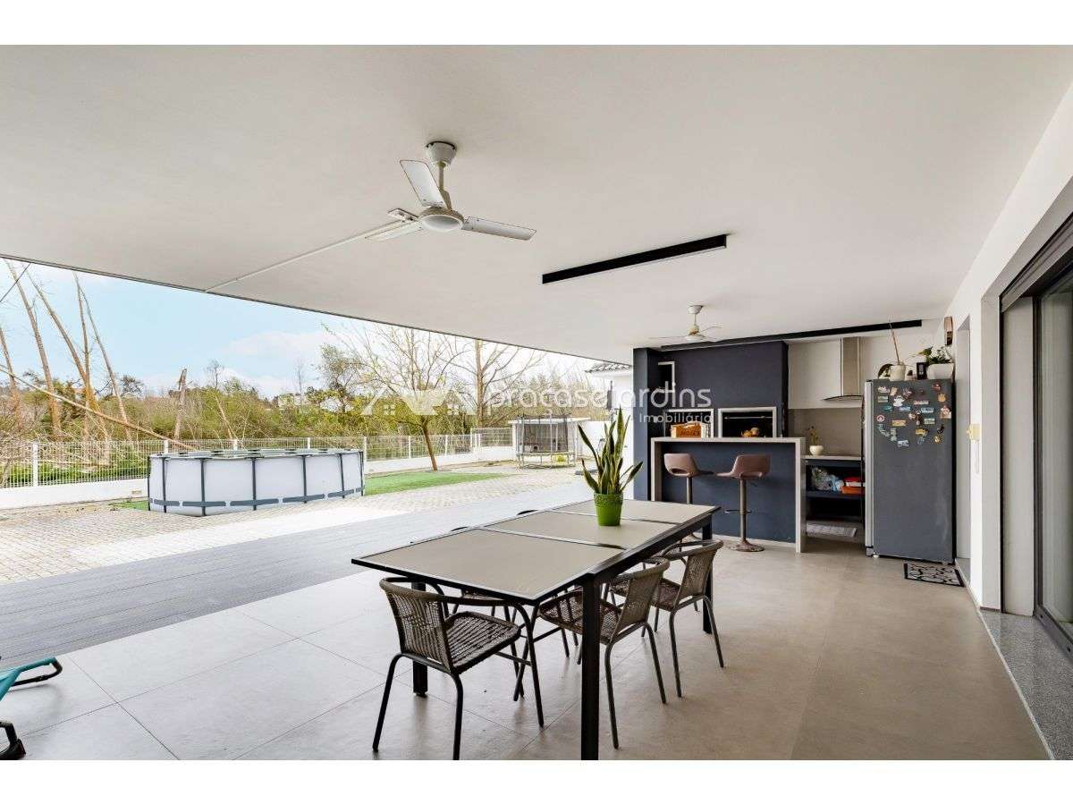 Moradia T5 Contemporânea e elevada eficiência energética – Amor, Le...-58