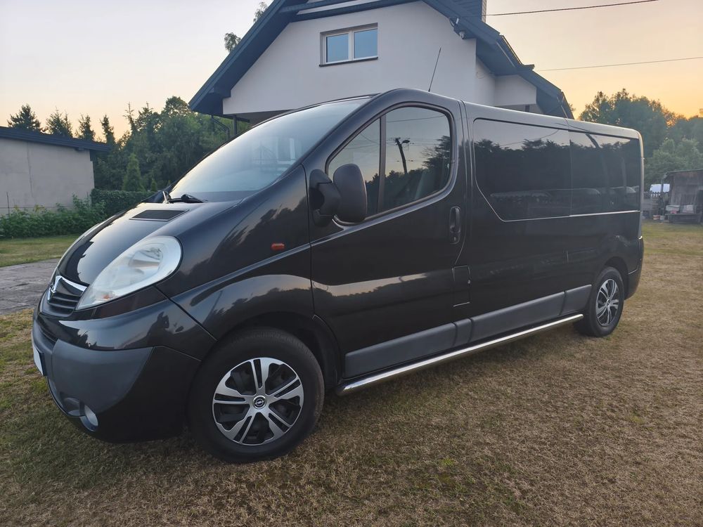 Opel Vivaro 2011