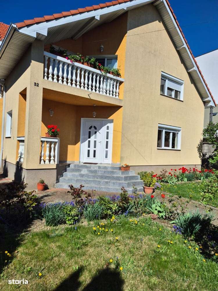 Casă P + 1 zona Micro 16 - Imagine principală: 1/20