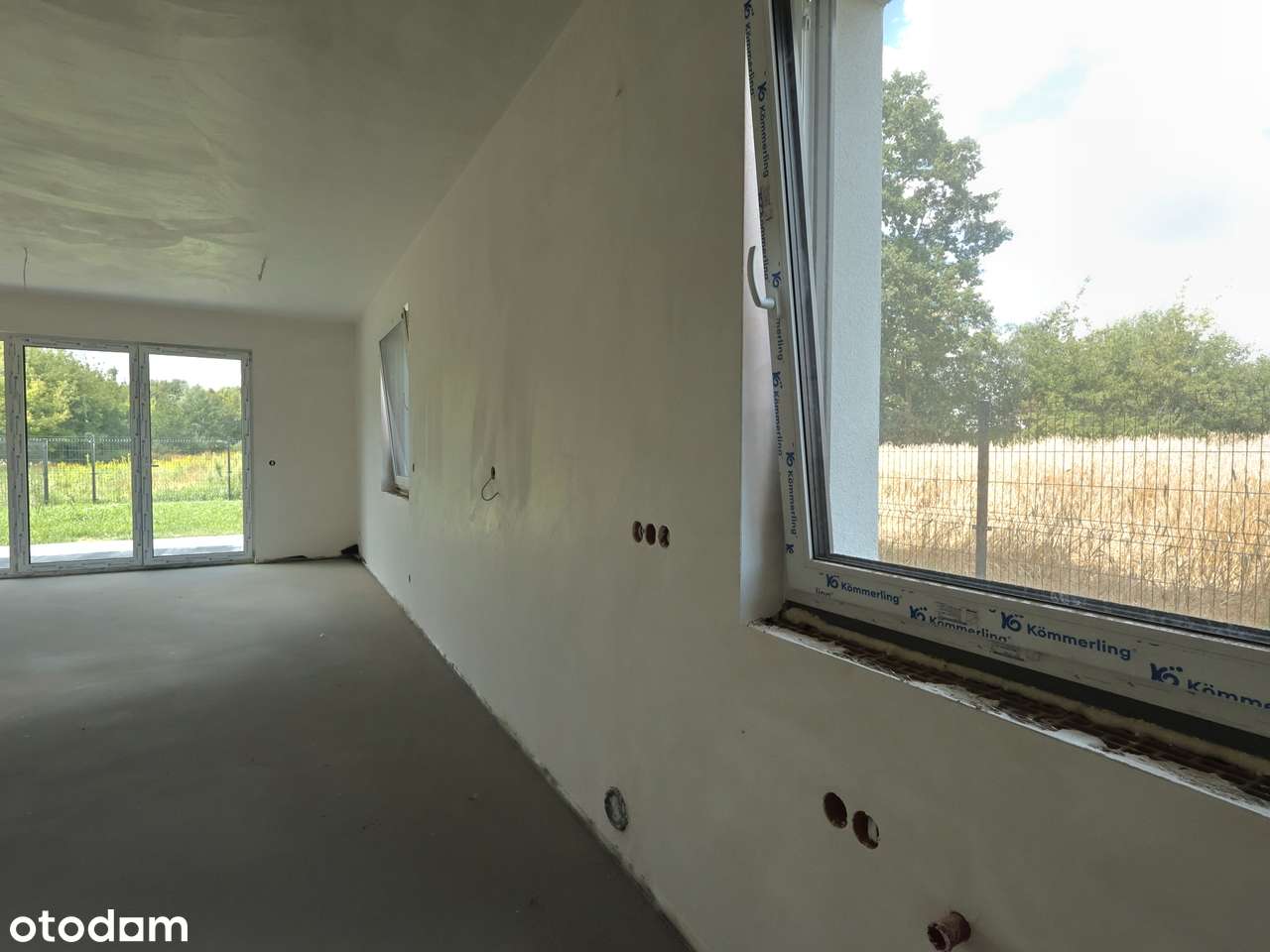 Nowoczesny dom w zabudowie bliźniaczej - Słomin-9