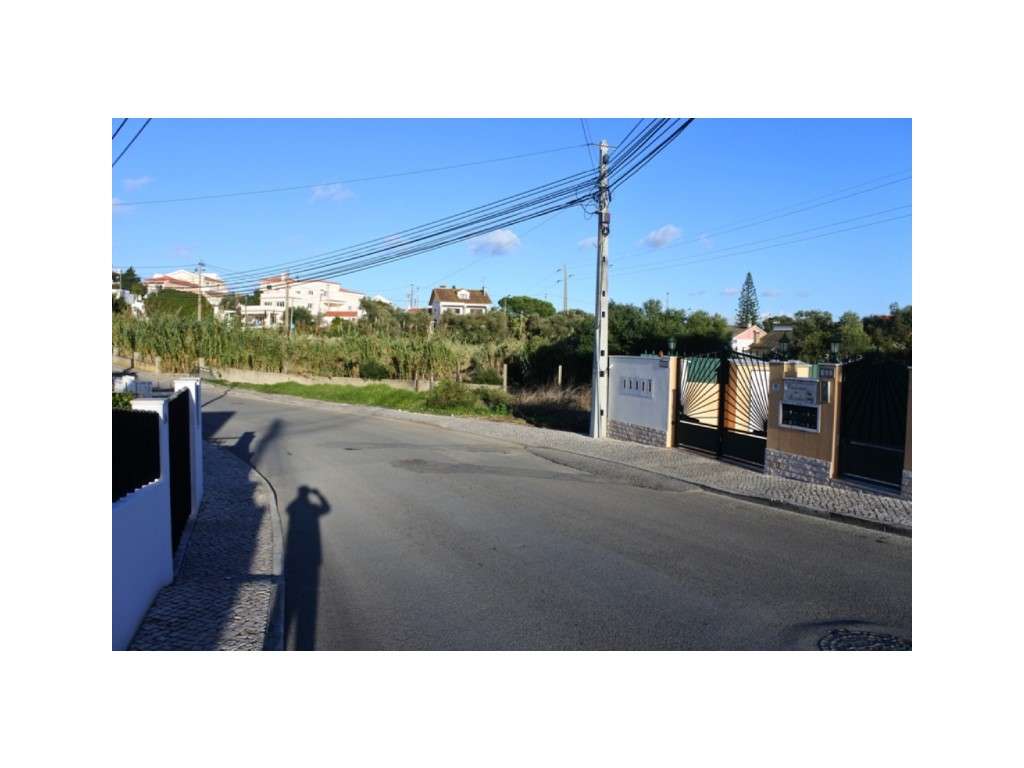 Terreno para construção, situado em Manique - Grande imagem: 4/9