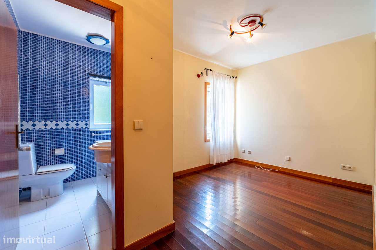 Magnifica Moradia T4 - Aldeamento privado com duas piscinas na Maia-29