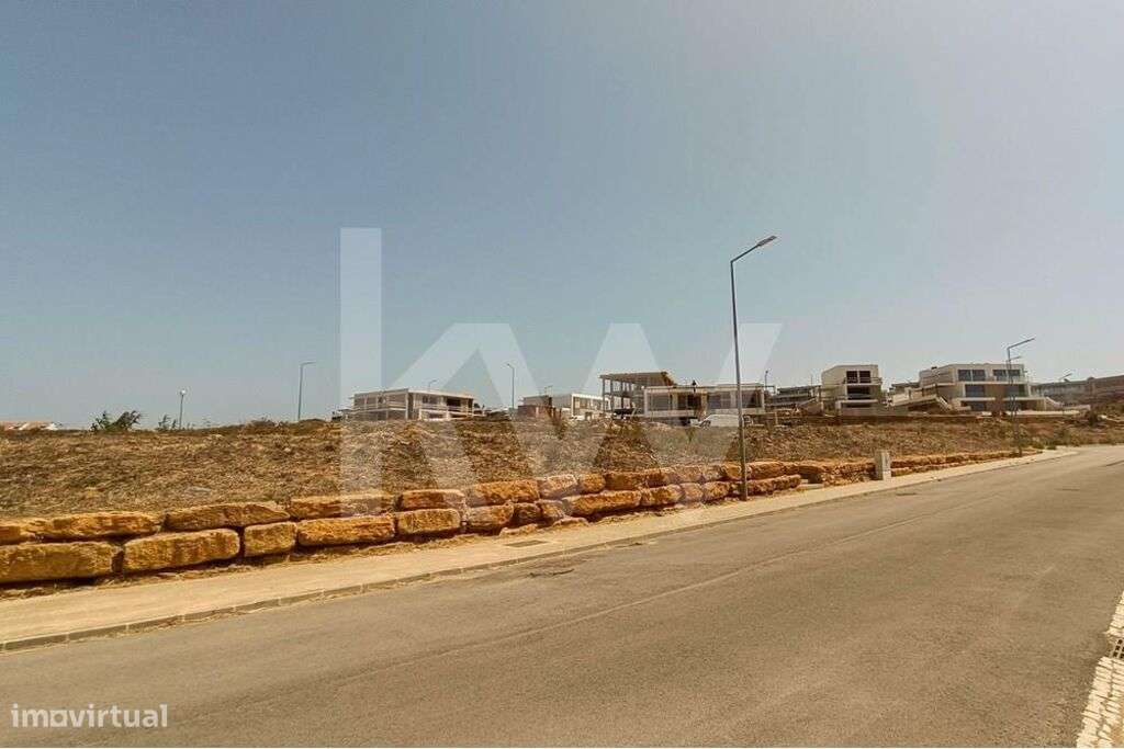 TERRENO VENDIDO COM PROJETO APROVADO - ERICEIRA - Grande imagem: 4/7