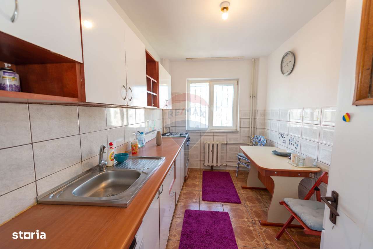 Apartament decomandat cu 2 camere de vanzare in zona Titan Salajan-7