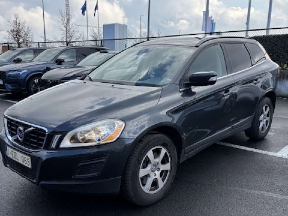 Volvo XC60 I D3 Momentum 2013