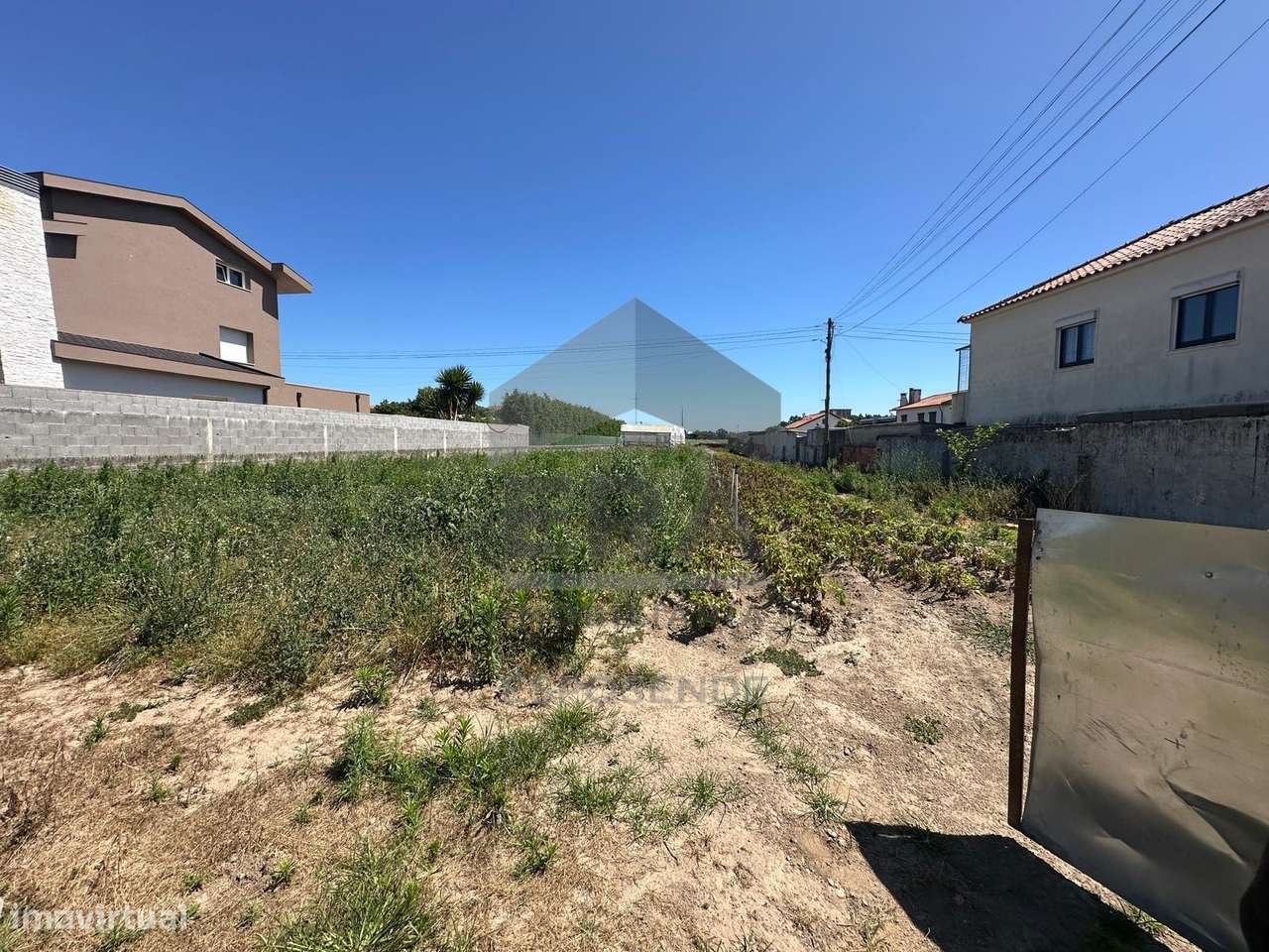 Terreno com 1500m2 em Terroso, Póvoa de Varzim - Grande imagem: 4/7