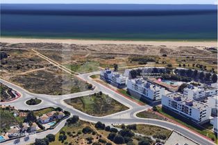 INVESTIMENTO Lote a 400m da Meia Praia Lagos, Algarve