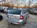 Skoda Octavia Combi 2.0 TDI DPF FAMILY - 22