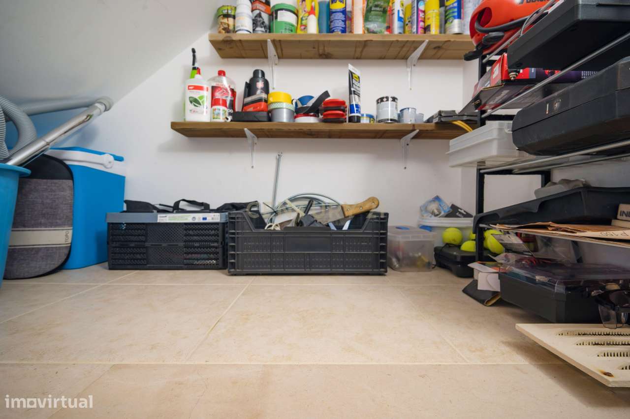 Onde o Mar é Vizinho: Moradia T2+1 com Vista Panorâmica-23