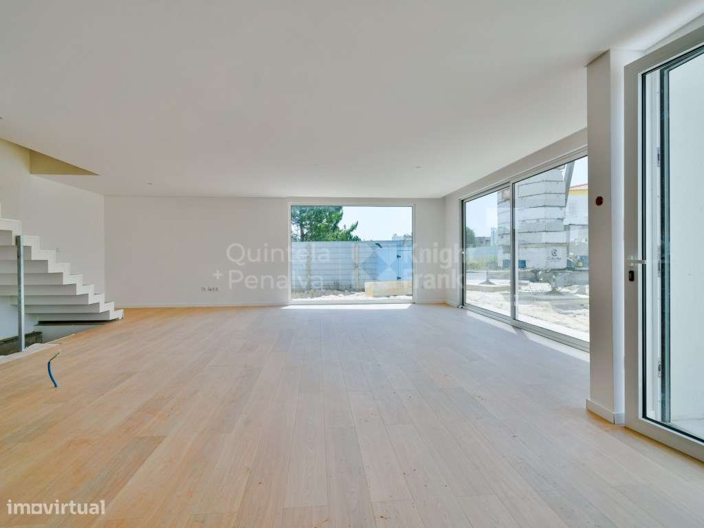 Moradia T4 com jardim e piscina em Torres Vedras - Grande imagem: 3/32