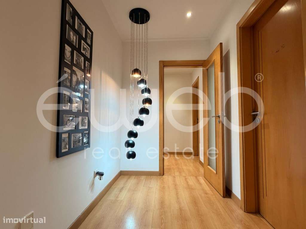 Apartamento T3 com Garagem e Arrecadação, em Aires-19