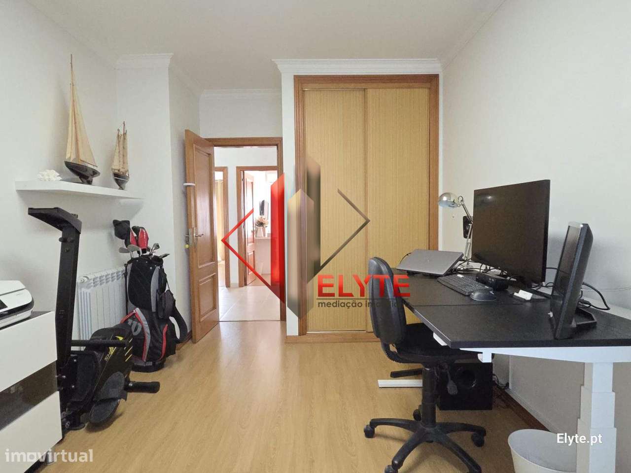 Apartamento T4 com Lugar de Garagem-30